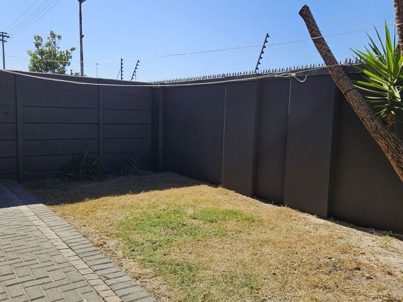 House For Sale in Ndabeni - Photo 3