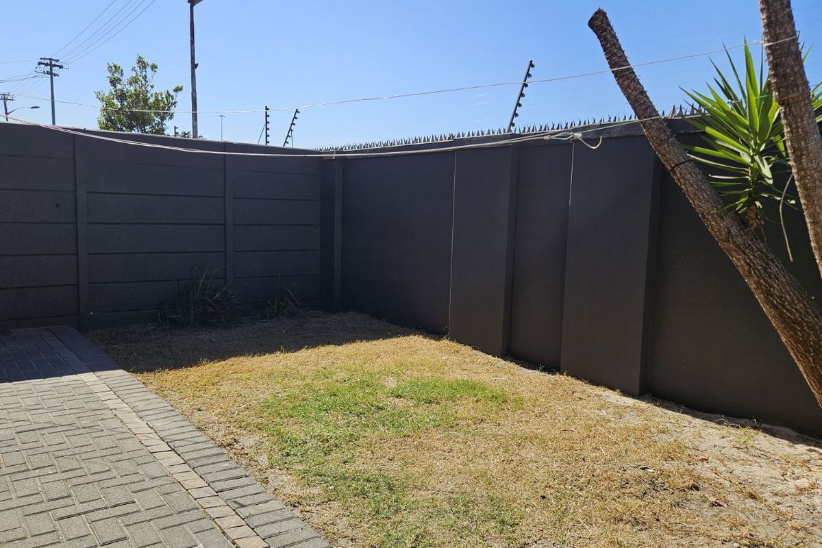 House For Sale in Ndabeni - Photo 3