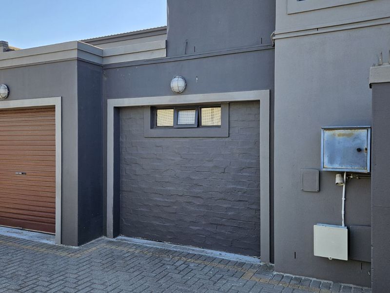House For Sale in Ndabeni - Photo 4