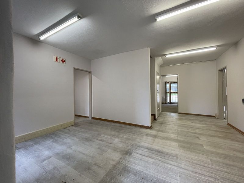 Office To Rent in Hatfield - Photo 3