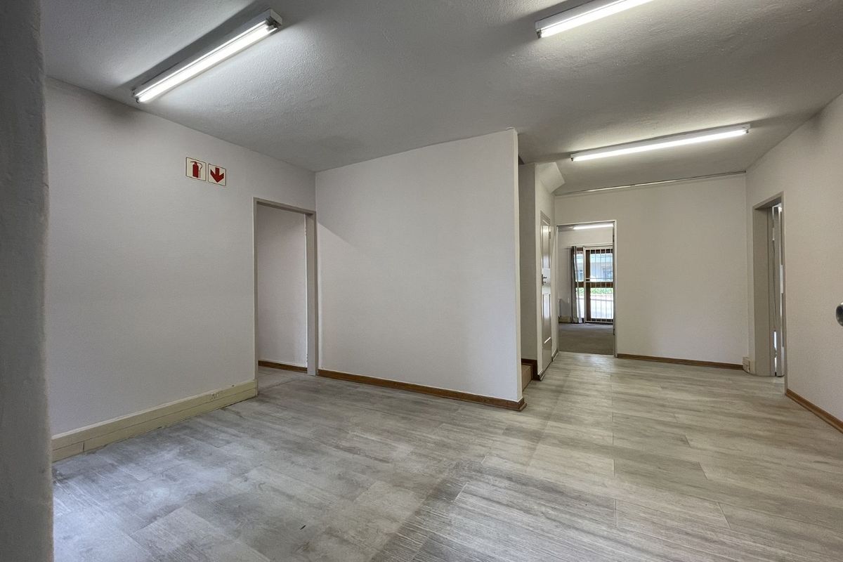 Office To Rent in Hatfield - Photo 3