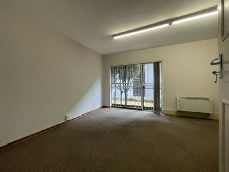 Office To Rent in Hatfield - Photo 10