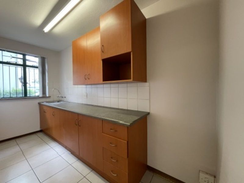 Office To Rent in Hatfield - Photo 6