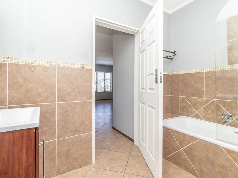 Apartment For Sale in Homes Haven - Photo 9