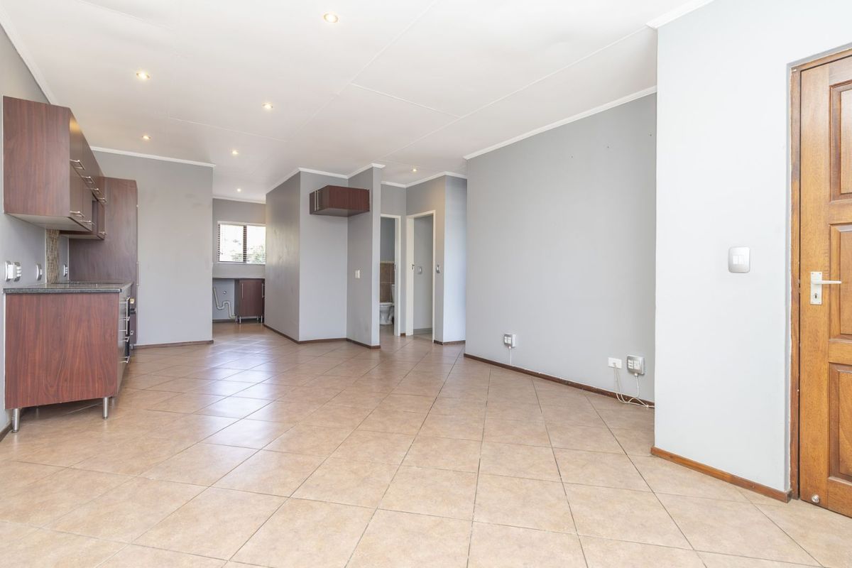 Apartment For Sale in Homes Haven - Photo 4