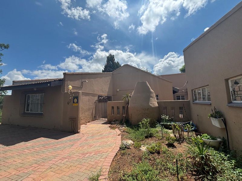 House For Sale in Odendaalsrus Central - Photo 4