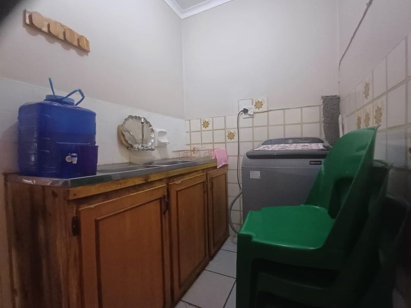 House For Sale in Stilfontein Ext 4 - Photo 9