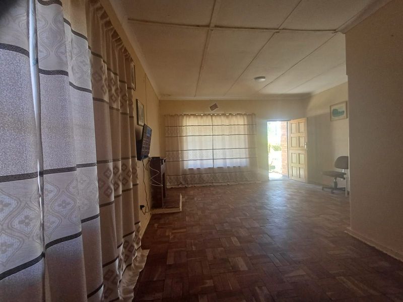 House For Sale in Dominionville - Photo 2