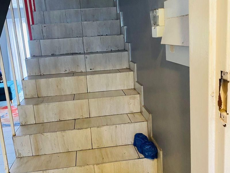 House For Sale in Model Park - Photo 8