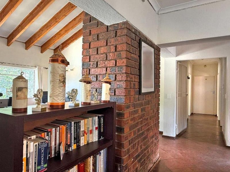 House To Rent in Bryanston - Photo 10