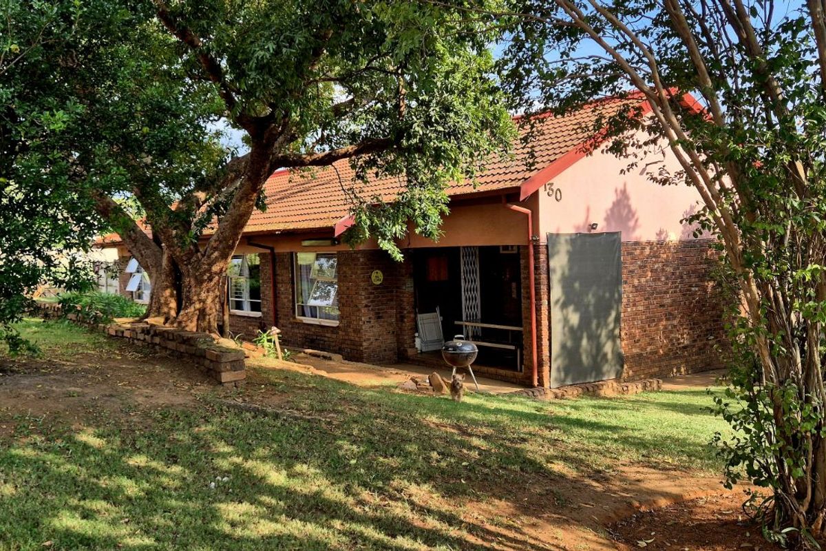 House For Sale in Lydenburg Central - Photo 2