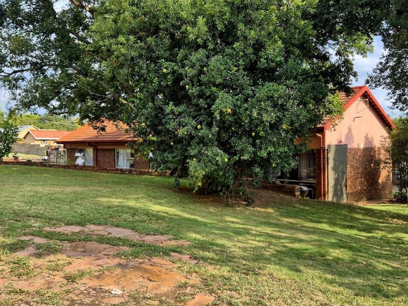 House For Sale in Lydenburg Central - Photo 4