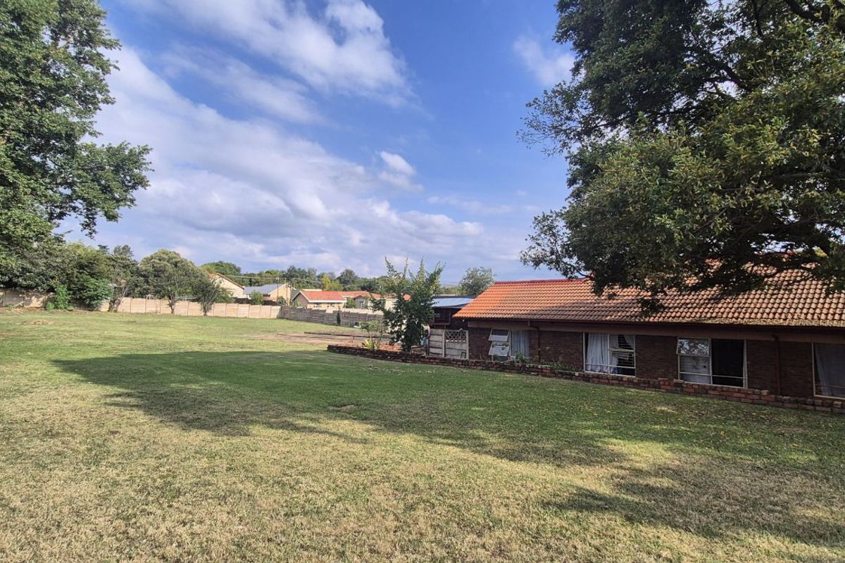 House For Sale in Lydenburg Central - Photo 5