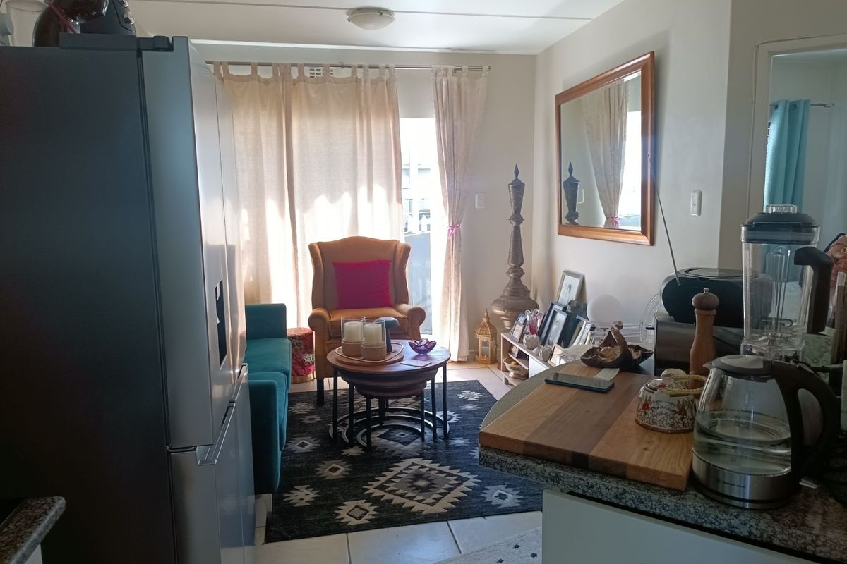 Apartment For Sale in Highbury - Photo 5