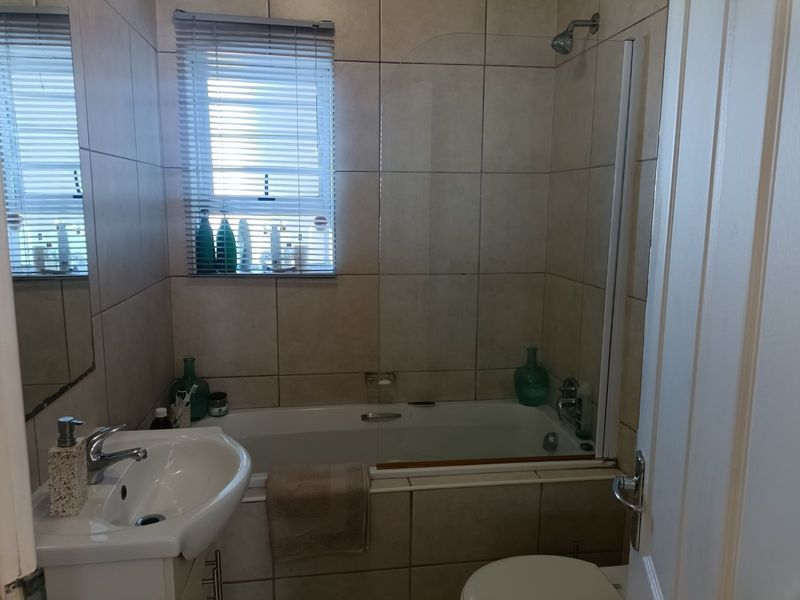 Apartment For Sale in Highbury - Photo 8