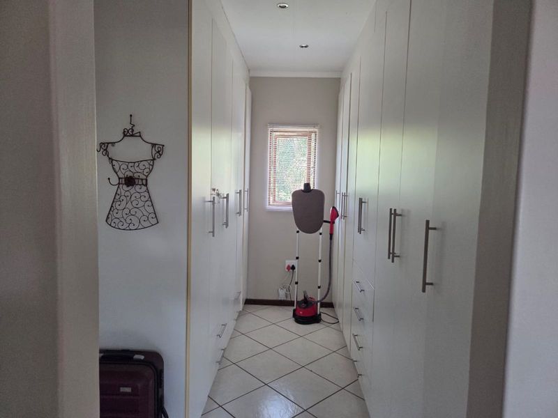 House For Sale in Bendor - Photo 8