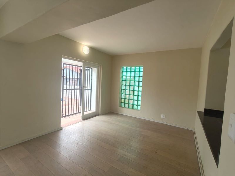 House To Rent in Westdene - Photo 5