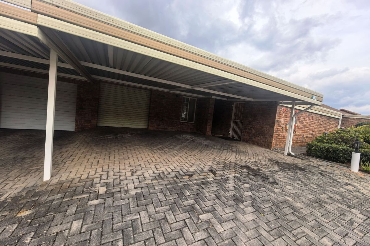 House For Sale in Die Hoewes - Photo 3