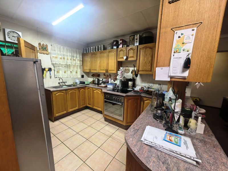 House For Sale in Die Hoewes - Photo 9