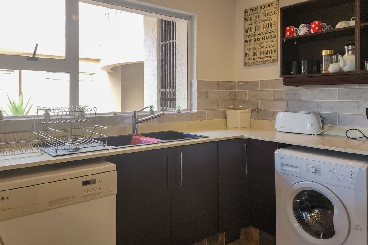 Apartment For Sale in Simbithi Eco Estate - Photo 5