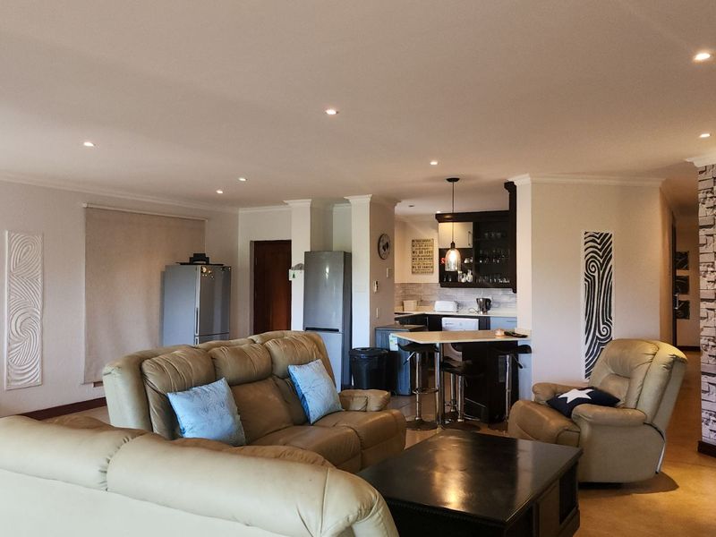 Apartment For Sale in Simbithi Eco Estate - Photo 3