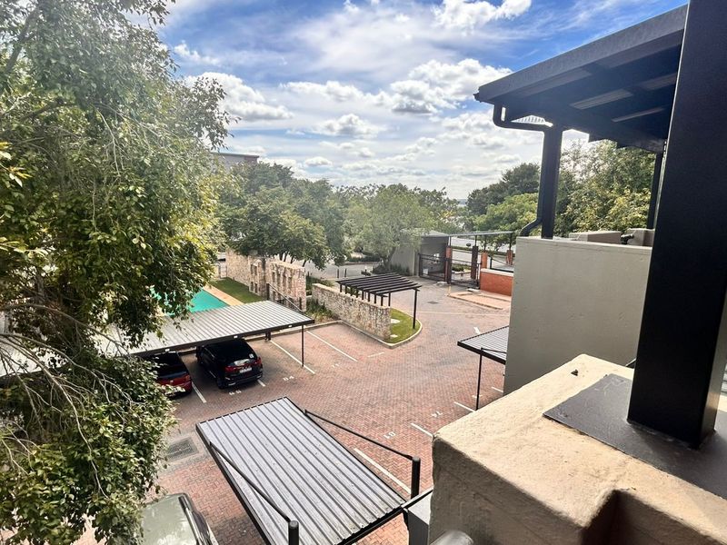 Apartment For Sale in Lonehill - Photo 6