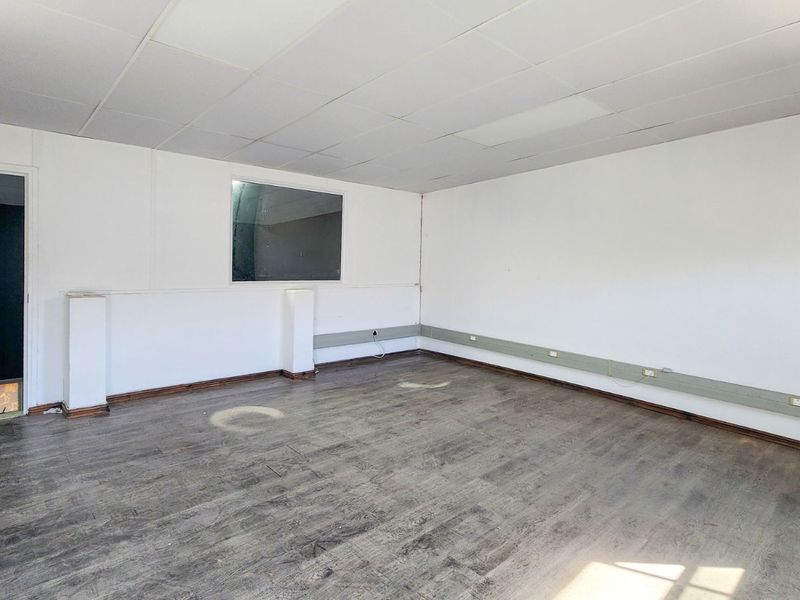 Office To Rent in Ballito Commercial District - Photo 7