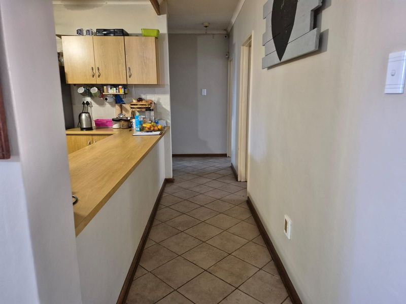 Townhouse For Sale in Kuruman Central - Photo 5