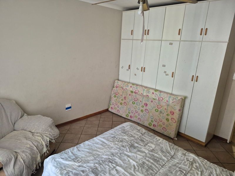 Townhouse For Sale in Kuruman Central - Photo 7