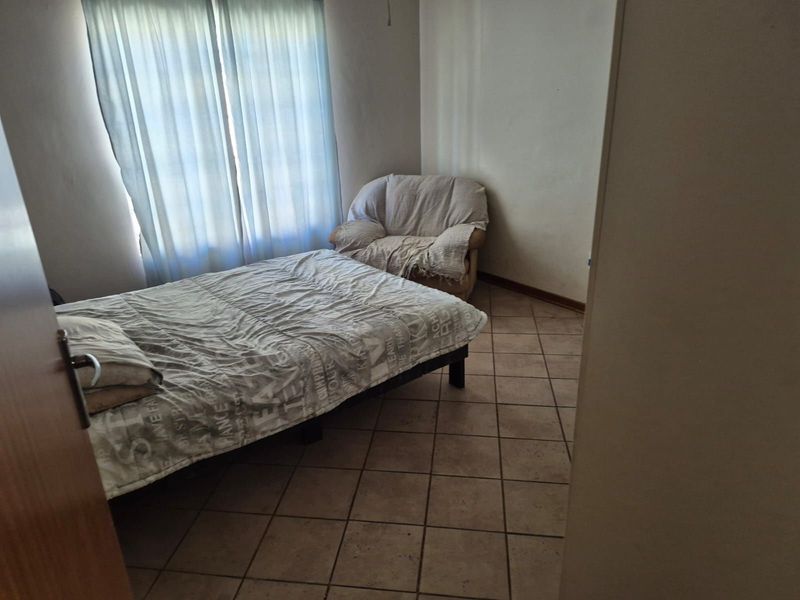 Townhouse For Sale in Kuruman Central - Photo 6