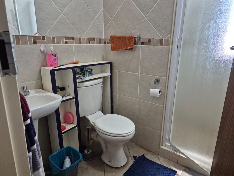 Townhouse For Sale in Kuruman Central - Photo 10