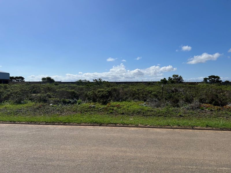 Industrial For Sale in Kwanonqaba - Photo 6