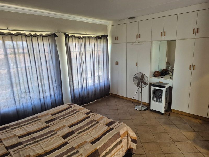 Townhouse For Sale in Kuruman Central - Photo 10