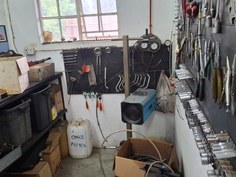 Commercial For Sale in Silverton - Photo 2