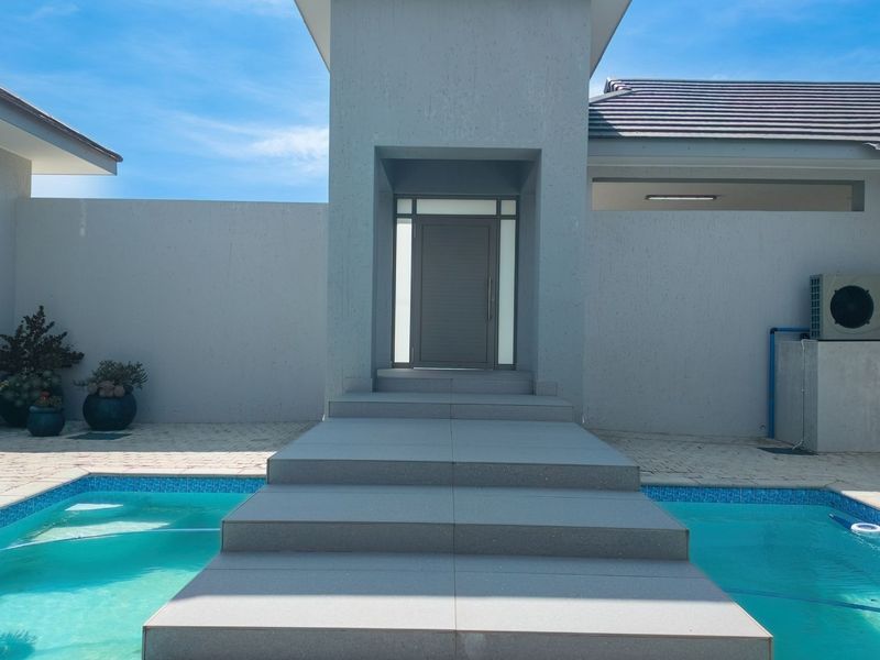 House For Sale in Dana Bay - Photo 5