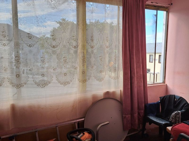 Apartment For Sale in North End - Photo 6