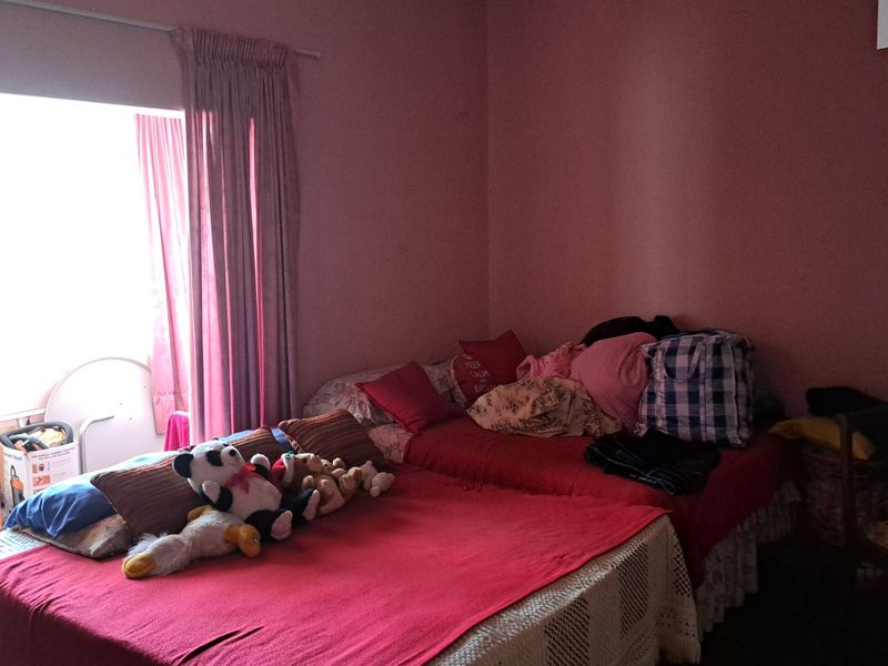 Apartment For Sale in North End - Photo 9