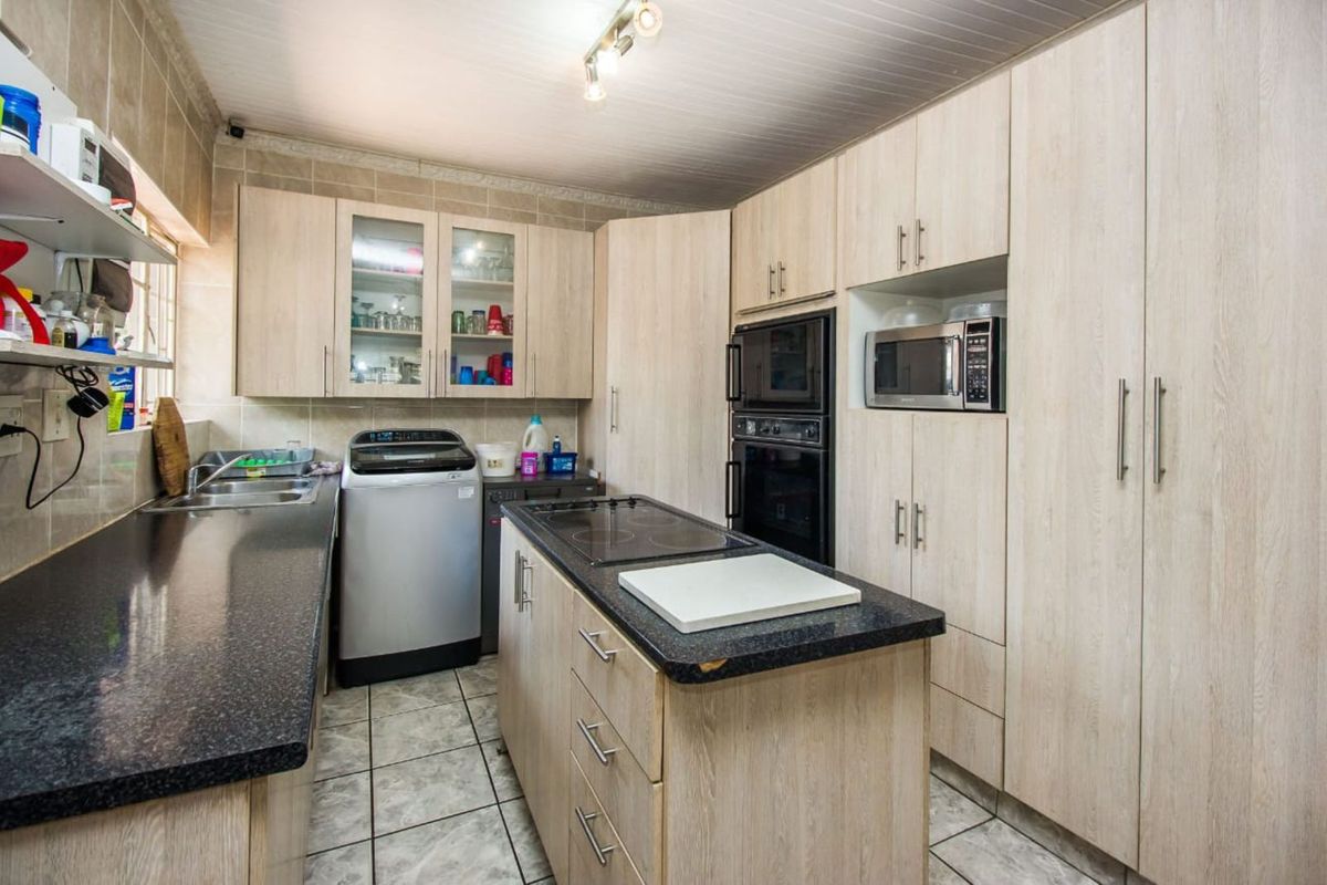 House For Sale in Meyerspark - Photo 5