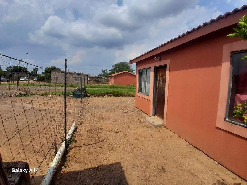 House For Sale in Hammanskraal Central - Photo 7