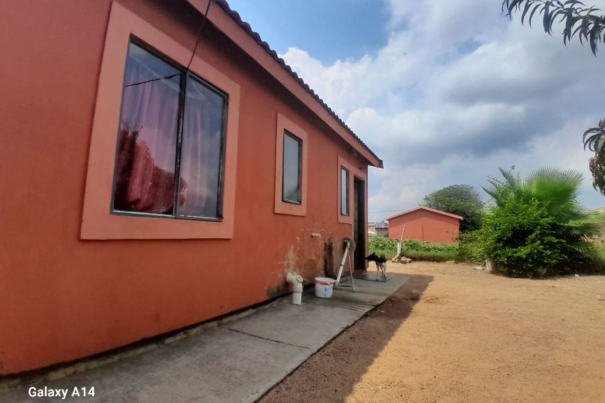 House For Sale in Hammanskraal Central - Photo 2