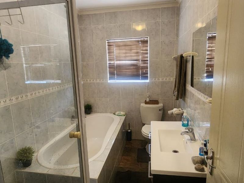 House For Sale in Tafelzicht - Photo 5