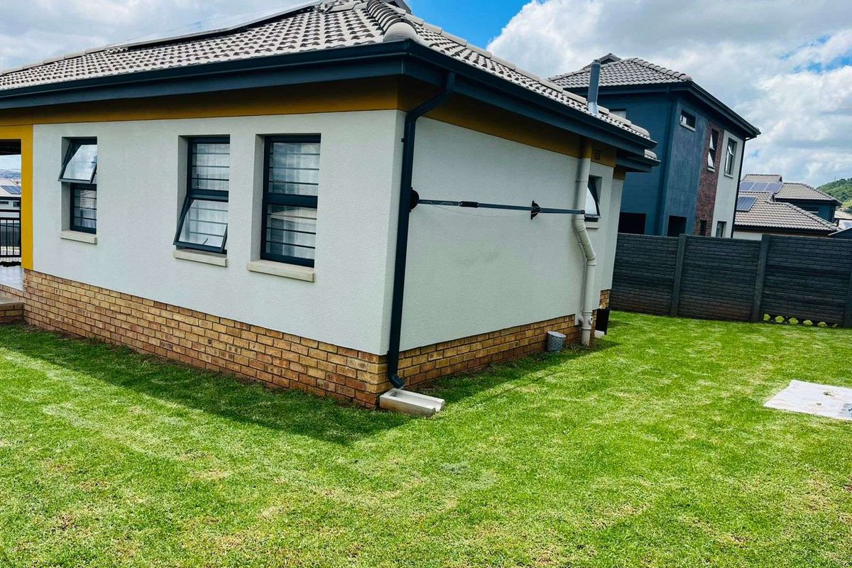 House For Sale in Lotus Gardens - Photo 5