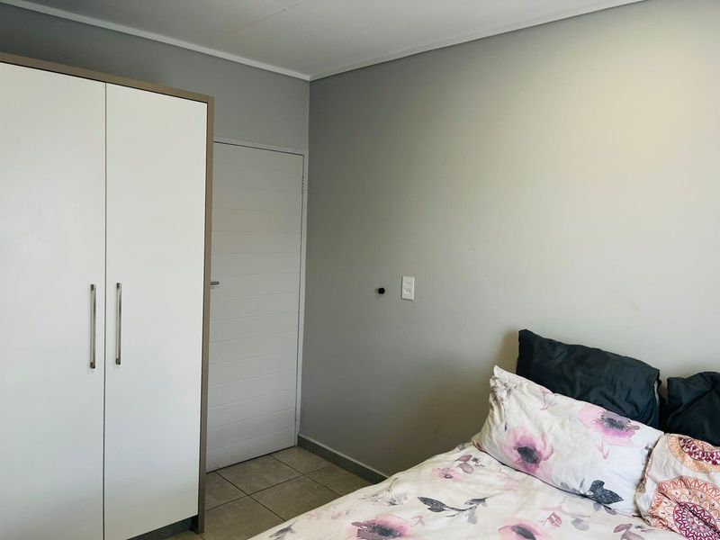 House For Sale in Lotus Gardens - Photo 10