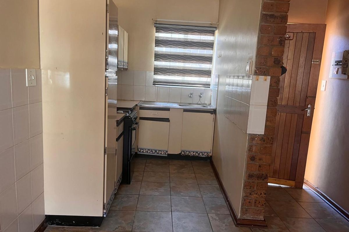 Apartment To Rent in Trichardt - Photo 2