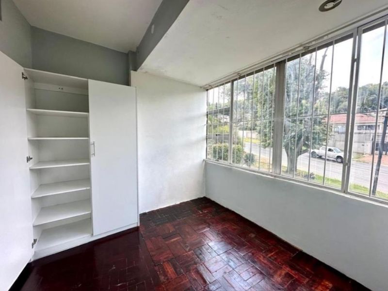 Apartment For Sale in Cyrildene - Photo 9