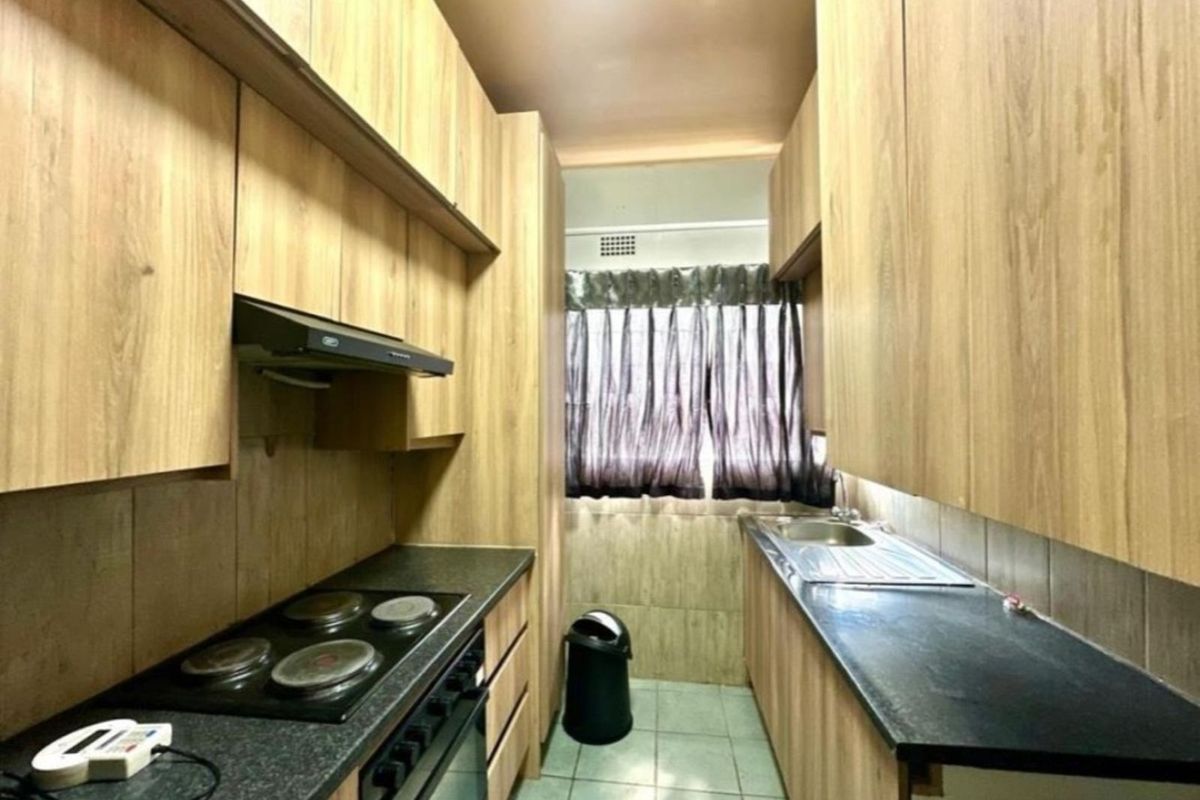 Apartment For Sale in Cyrildene - Photo 2