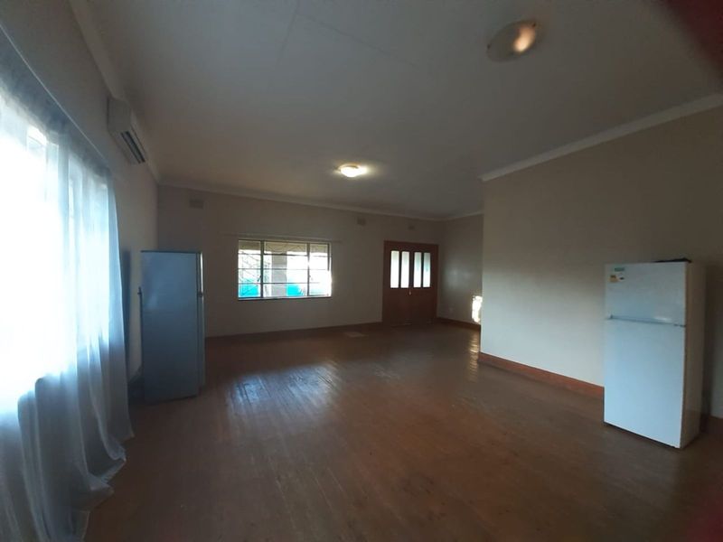 House For Sale in Lyttelton Manor - Photo 6