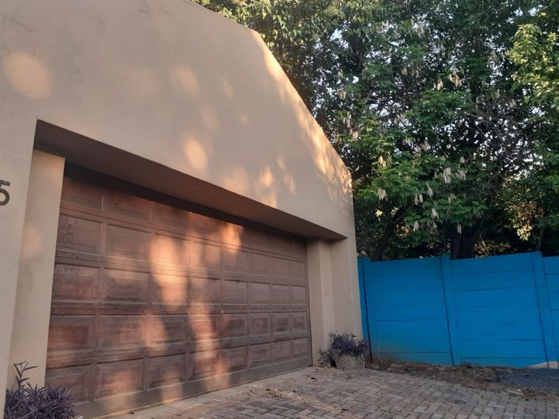 House For Sale in Lyttelton Manor - Photo 3