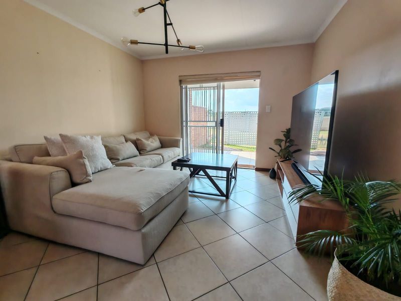 Townhouse For Sale in Monavoni - Photo 6