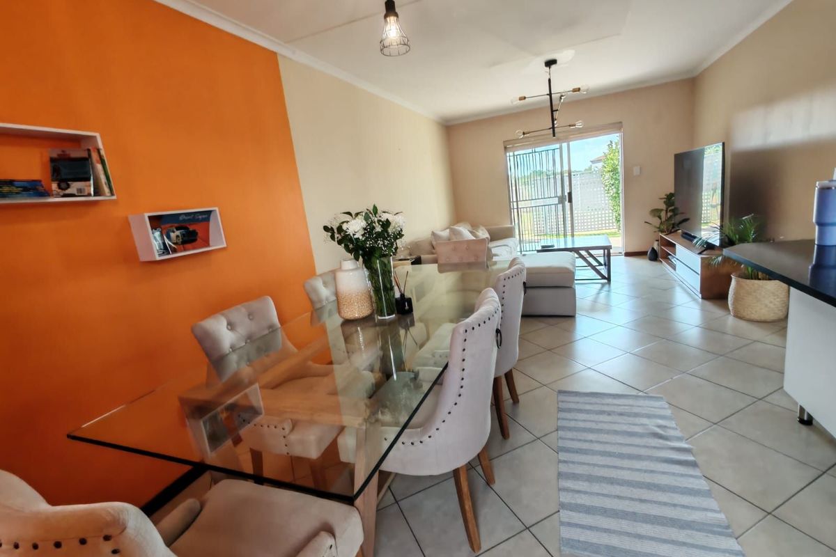 Townhouse For Sale in Monavoni - Photo 3